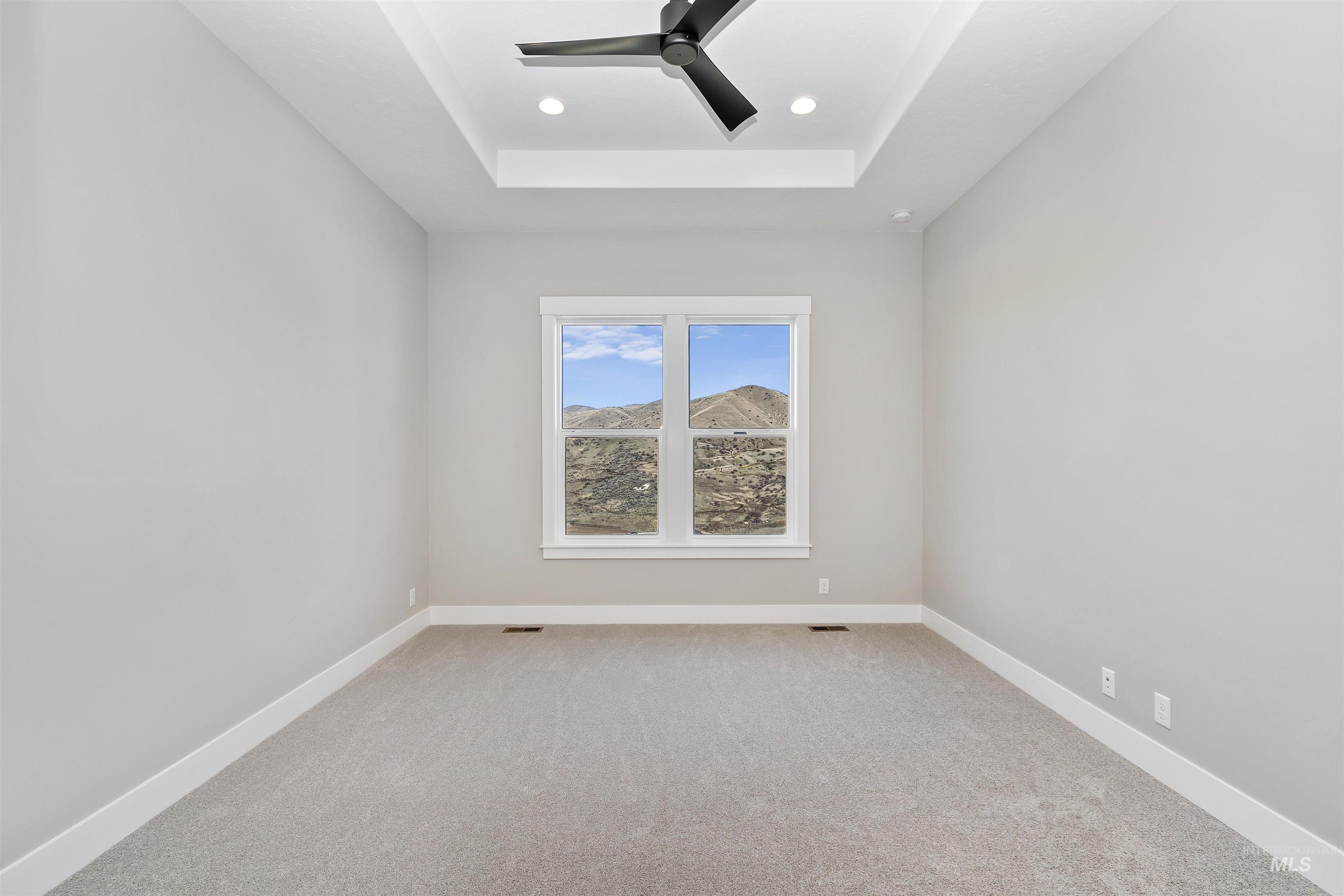 6402 E One Tree Place, Eagle, Idaho 83629, 3 Bedrooms, 2 Bathrooms, Residential For Sale, Price $719,880,MLS 98971066