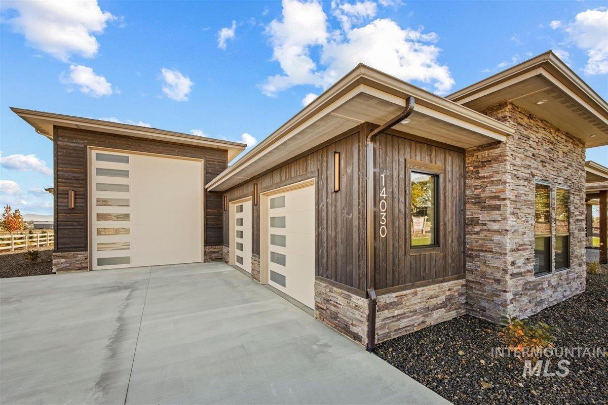 13740 Gallo Canyon St, Nampa, Idaho 83651, 3 Bedrooms, 4 Bathrooms, Residential For Sale, Price $1,418,700, 98971077