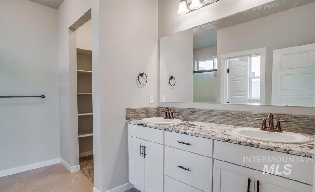 18403 N Wild Goose, Nampa, Idaho 83687, 4 Bedrooms, 2 Bathrooms, Residential For Sale, Price $450,000,MLS 98971080