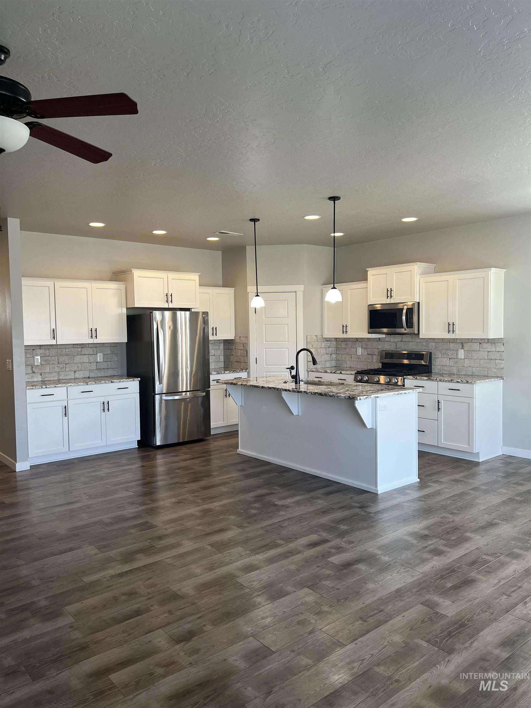 18403 N Wild Goose, Nampa, Idaho 83687, 4 Bedrooms, 2 Bathrooms, Residential For Sale, Price $450,000,MLS 98971080