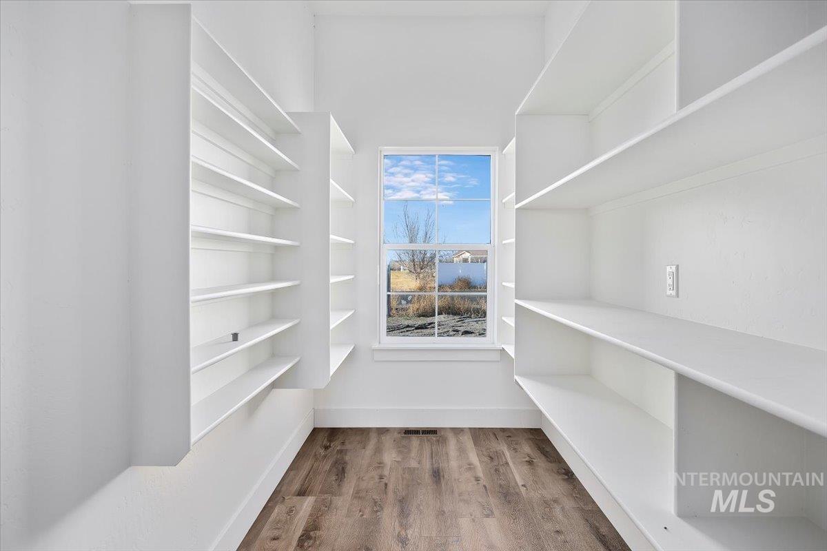 41 Sunset Loop, Jerome, Idaho 83338, 3 Bedrooms, 2 Bathrooms, Residential For Sale, Price $534,900, 98971081