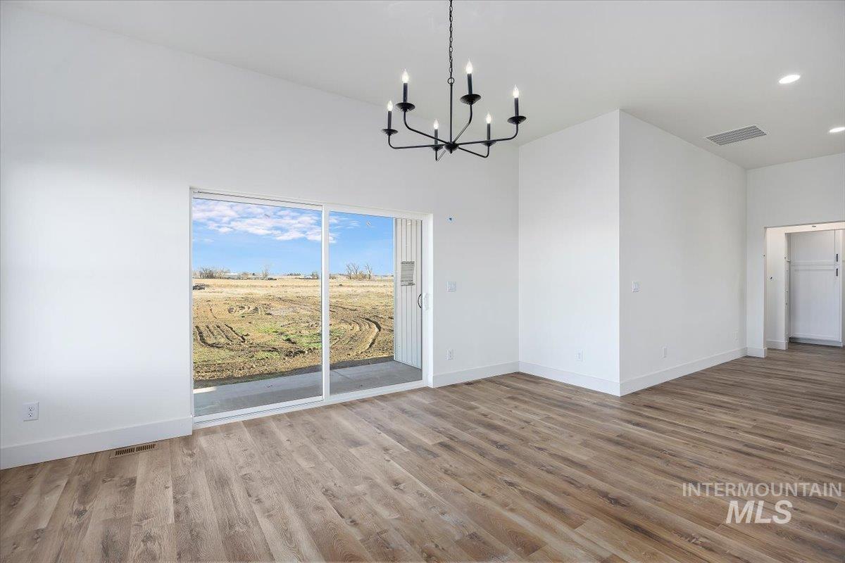 41 Sunset Loop, Jerome, Idaho 83338, 3 Bedrooms, 2 Bathrooms, Residential For Sale, Price $534,900, 98971081