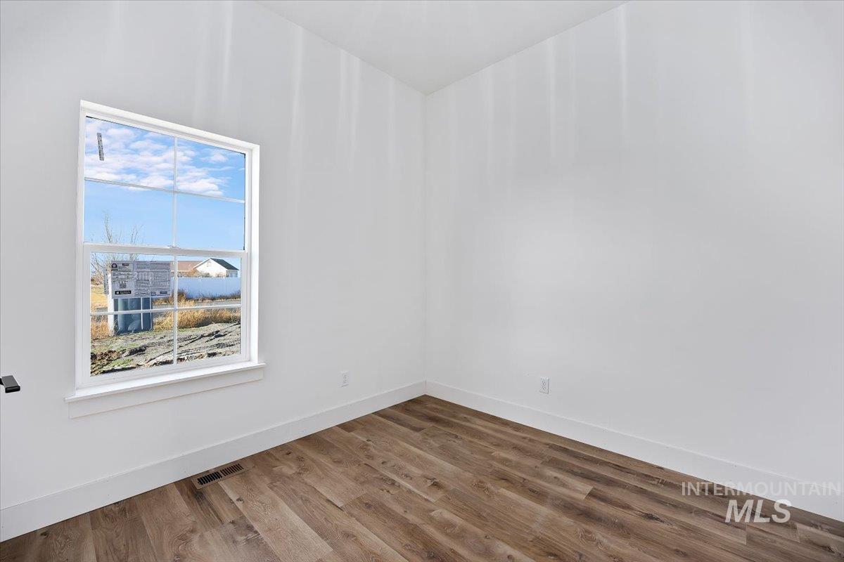 41 Sunset Loop, Jerome, Idaho 83338, 3 Bedrooms, 2 Bathrooms, Residential For Sale, Price $534,900, 98971081