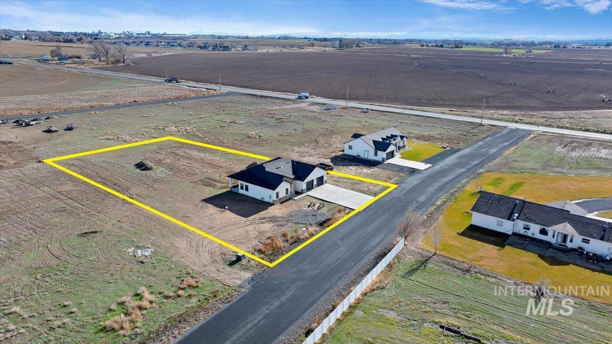 41 Sunset Loop, Jerome, Idaho 83338, 3 Bedrooms, 2 Bathrooms, Residential For Sale, Price $534,900, 98971081