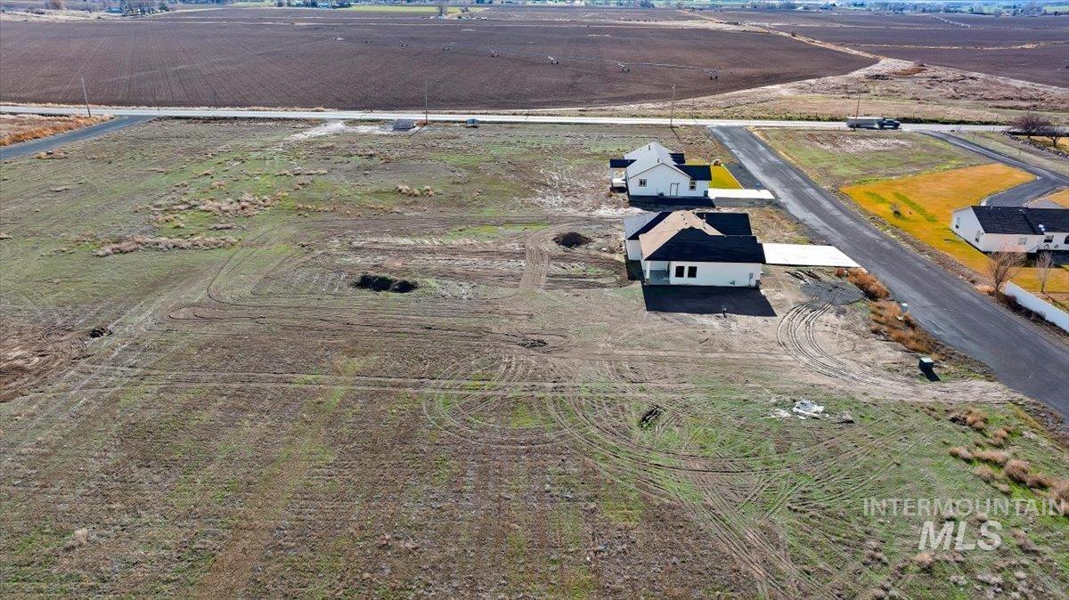 41 Sunset Loop, Jerome, Idaho 83338, 3 Bedrooms, 2 Bathrooms, Residential For Sale, Price $534,900, 98971081