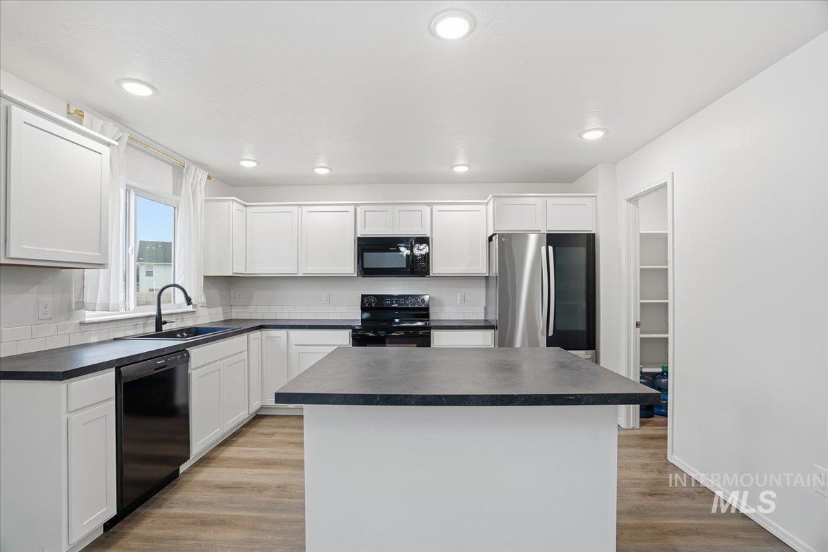 12350 Amorica St, Caldwell, Idaho 83607, 4 Bedrooms, 2.5 Bathrooms, Residential For Sale, Price $434,900, 98971093