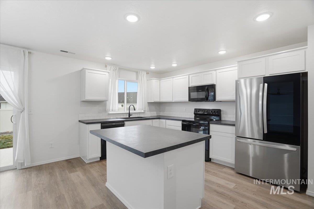 12350 Amorica St, Caldwell, Idaho 83607, 4 Bedrooms, 2.5 Bathrooms, Residential For Sale, Price $434,900, 98971093