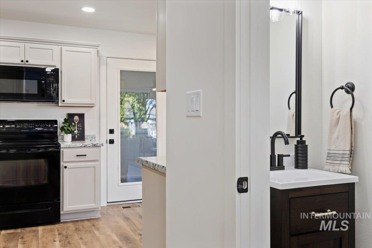 2172 Rusty Ct, Twin Falls, Idaho 83301, 4 Bedrooms, 2.5 Bathrooms, Residential For Sale, Price $478,500, 98971099