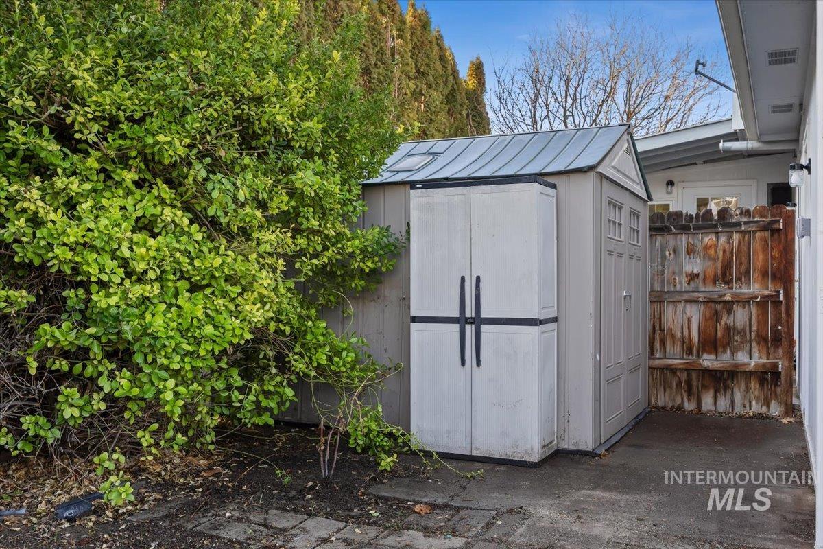 2172 Rusty Ct, Twin Falls, Idaho 83301, 4 Bedrooms, 2.5 Bathrooms, Residential For Sale, Price $478,500, 98971099