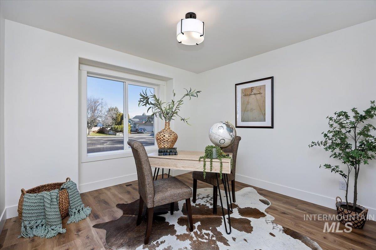 2172 Rusty Ct, Twin Falls, Idaho 83301, 4 Bedrooms, 2.5 Bathrooms, Residential For Sale, Price $478,500, 98971099