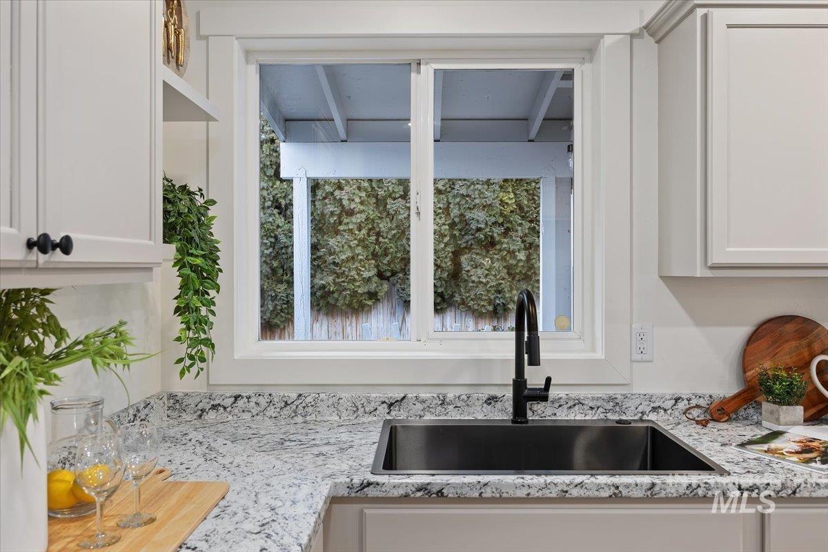 2172 Rusty Ct, Twin Falls, Idaho 83301, 4 Bedrooms, 2.5 Bathrooms, Residential For Sale, Price $478,500, 98971099