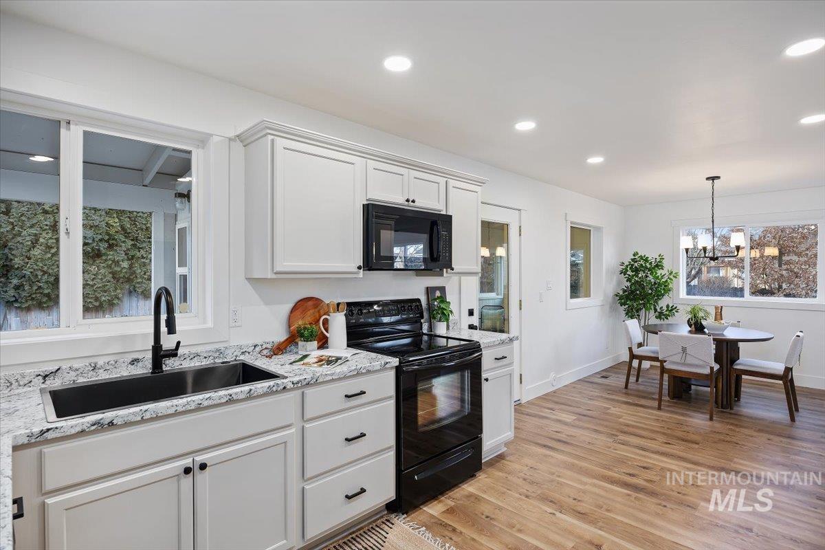 2172 Rusty Ct, Twin Falls, Idaho 83301, 4 Bedrooms, 2.5 Bathrooms, Residential For Sale, Price $478,500, 98971099