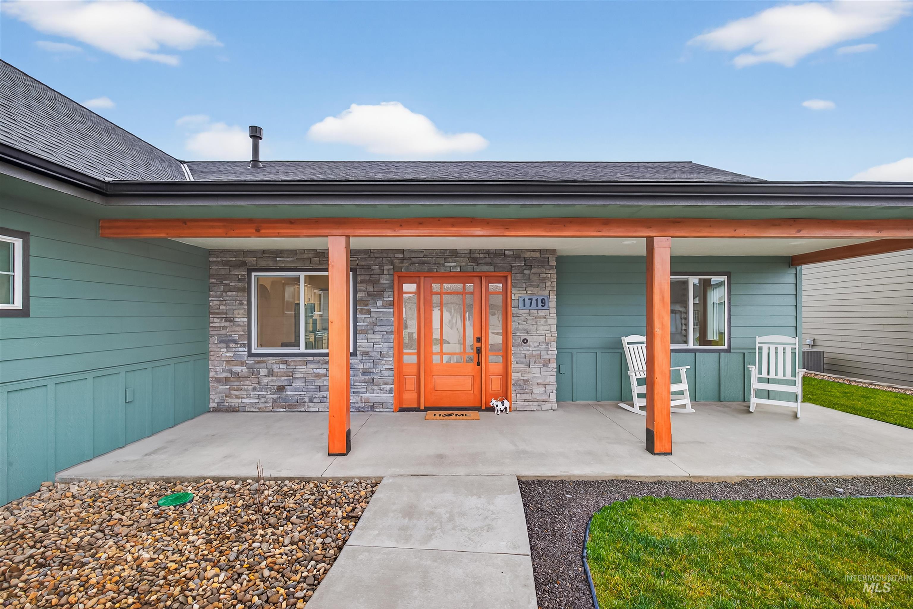 1719 Pathway Court, Lewiston, Idaho 83501, 4 Bedrooms, 3 Bathrooms, Residential For Sale, Price $664,000, 98971101