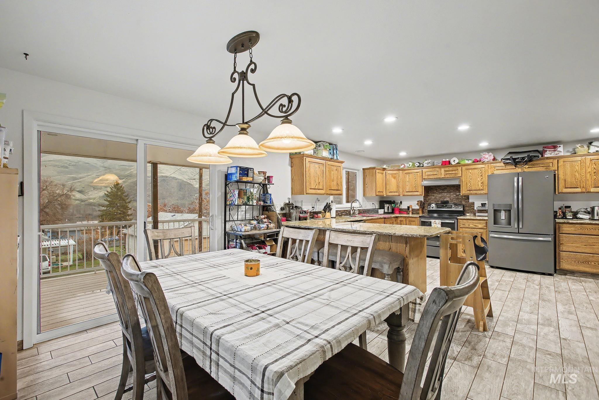 1103 3rd Street, Asotin, Washington 99402, 5 Bedrooms, 2 Bathrooms, Residential For Sale, Price $499,000,MLS 98971109