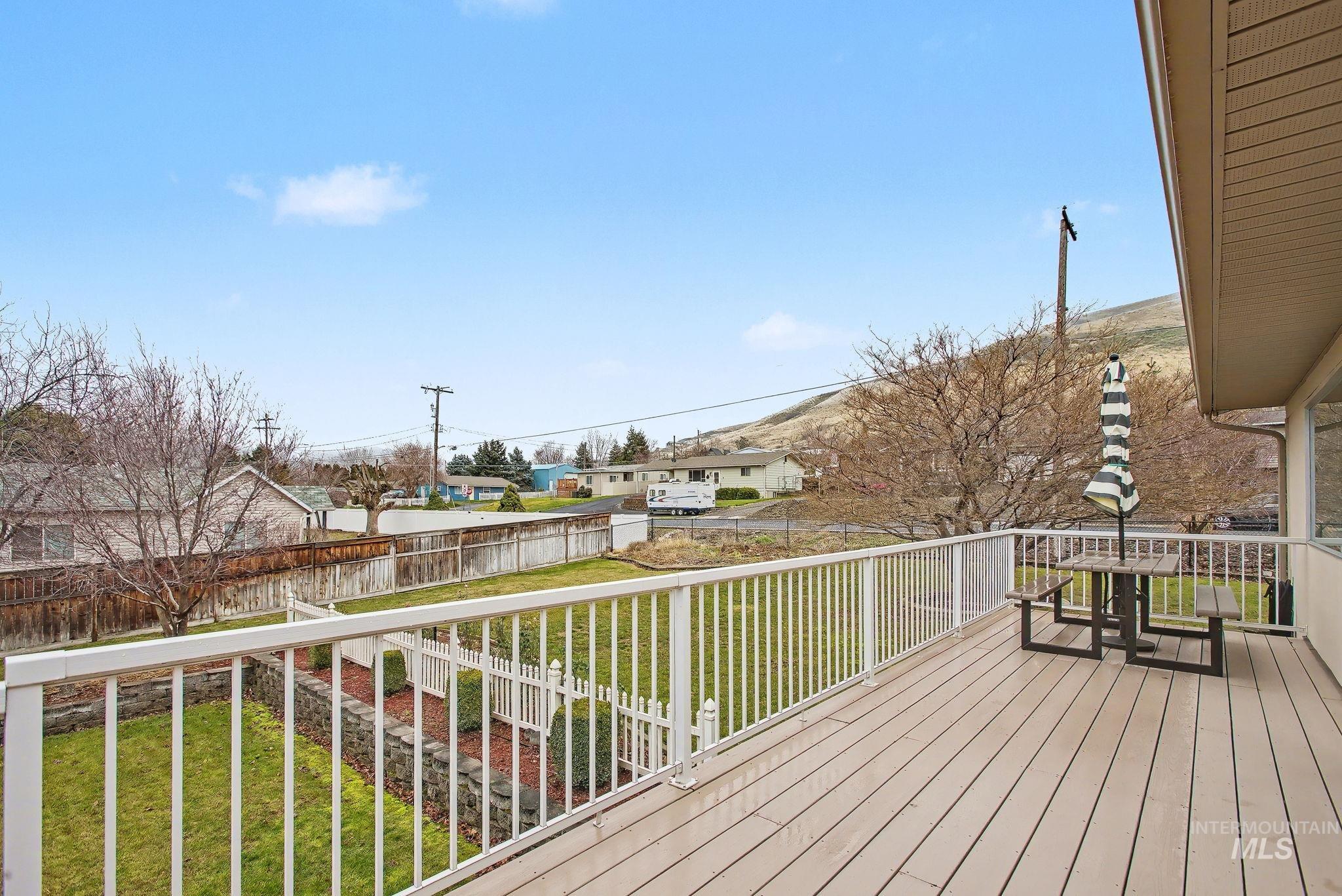 1103 3rd Street, Asotin, Washington 99402, 5 Bedrooms, 2 Bathrooms, Residential For Sale, Price $498,000, 98971109