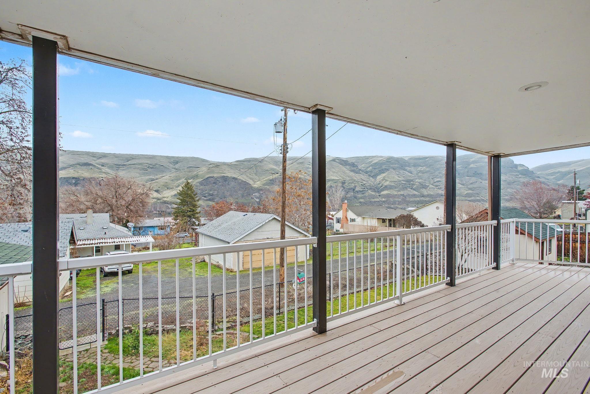 1103 3rd Street, Asotin, Washington 99402, 5 Bedrooms, 2 Bathrooms, Residential For Sale, Price $498,000, 98971109