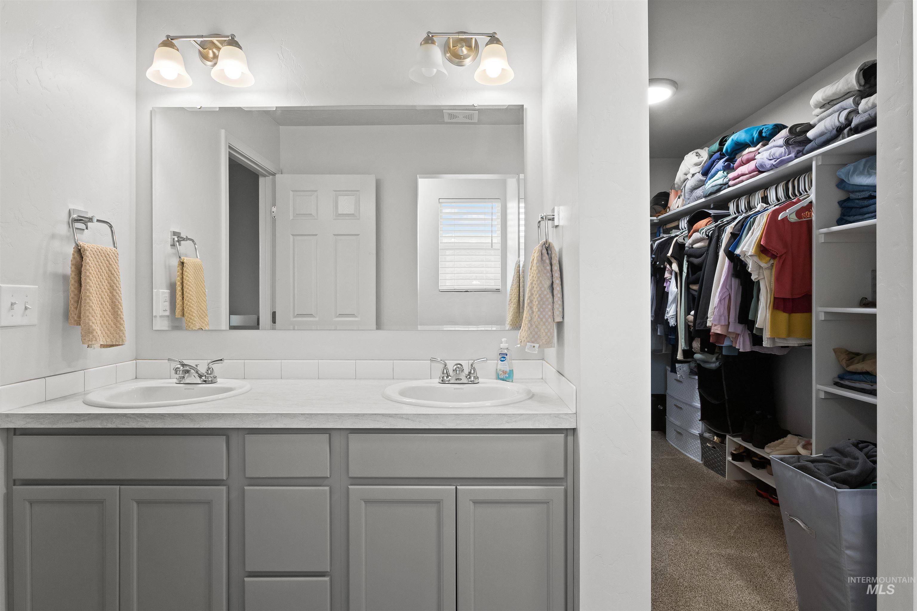 11389 W Tiekel River Street, Nampa, Idaho 83686, 3 Bedrooms, 2 Bathrooms, Residential For Sale, Price $419,999,MLS 98971117