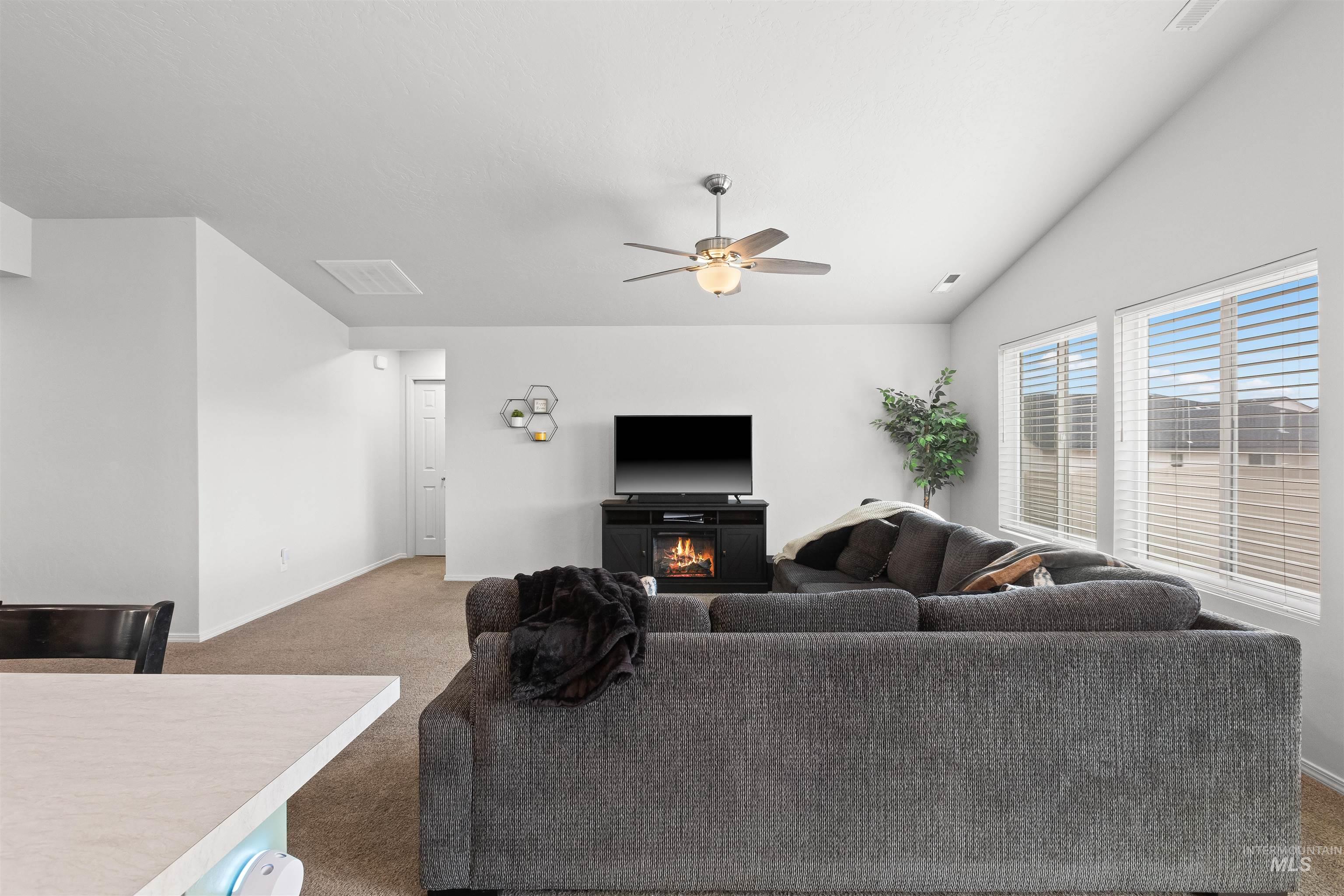 11389 W Tiekel River Street, Nampa, Idaho 83686, 3 Bedrooms, 2 Bathrooms, Residential For Sale, Price $419,999,MLS 98971117