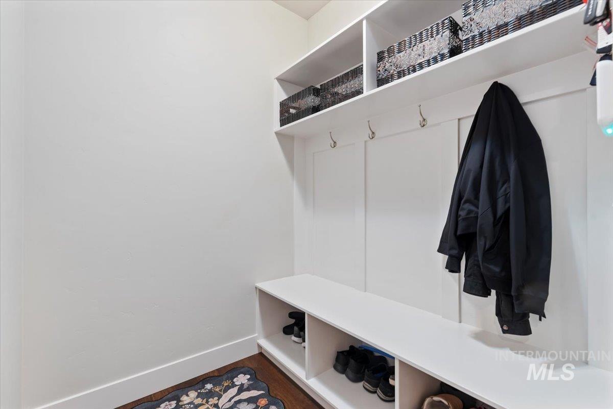 18588 Matterhorn, Nampa, Idaho 83687, 4 Bedrooms, 2 Bathrooms, Residential For Sale, Price $499,900,MLS 98971118