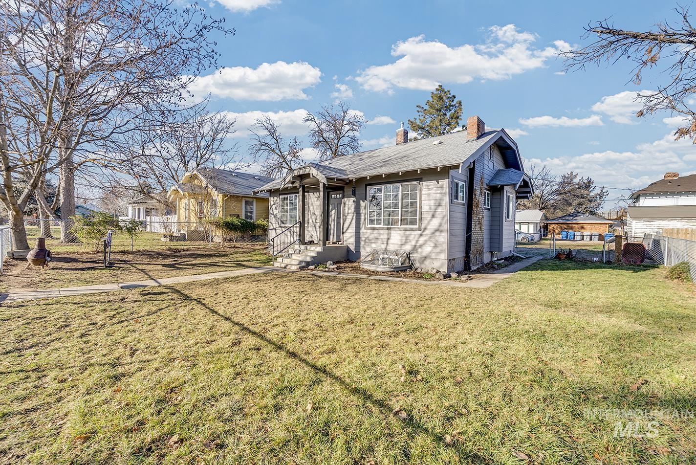 111 19th Ave South, Nampa, Idaho 83651, 4 Bedrooms, 2 Bathrooms, Residential For Sale, Price $375,000,MLS 98971121