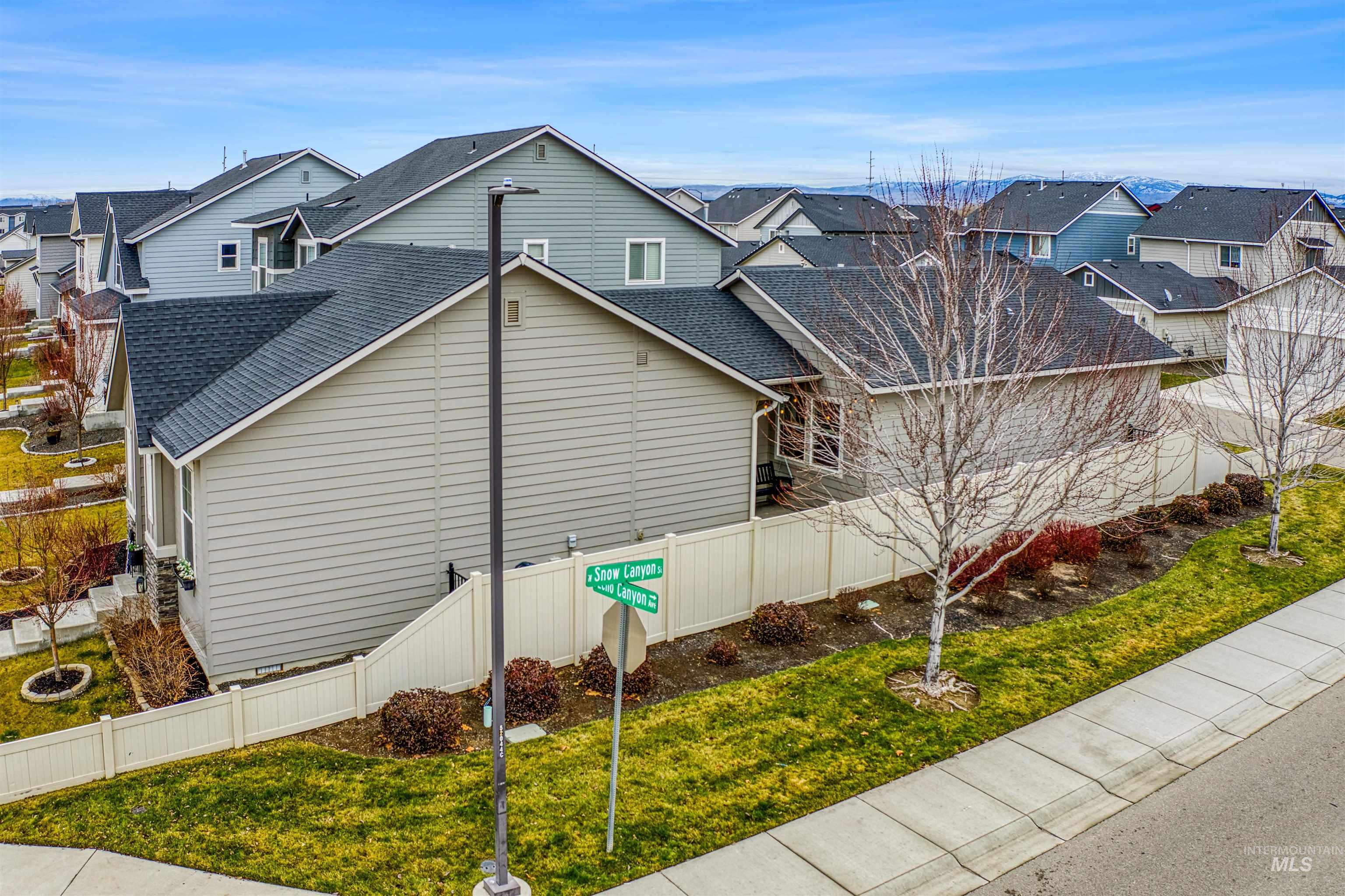 188 S Echo Canyon Avenue, Meridian, Idaho 83642-5406, 3 Bedrooms, 2 Bathrooms, Residential For Sale, Price $425,000, 98971122