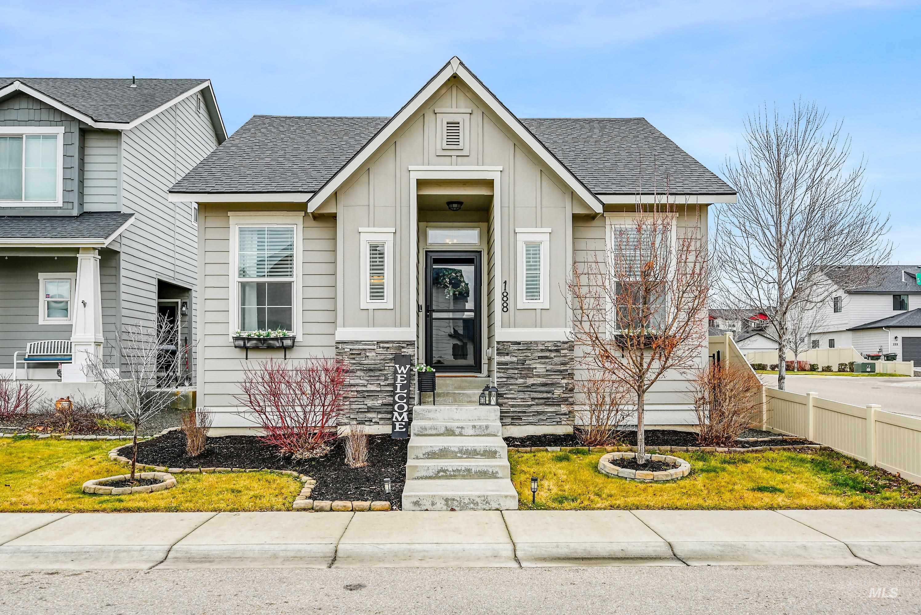 188 S Echo Canyon Avenue, Meridian, Idaho 83642-5406, 3 Bedrooms, 2 Bathrooms, Residential For Sale, Price $425,000, 98971122