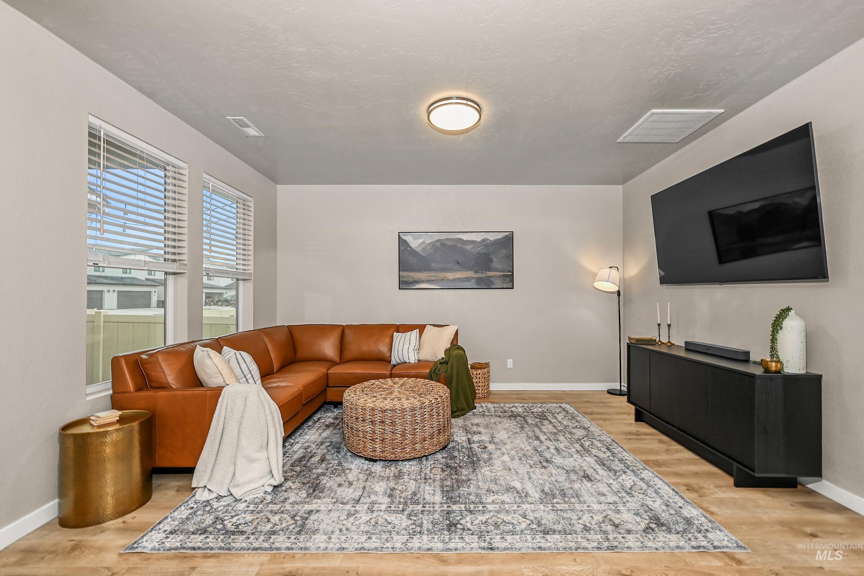 188 S Echo Canyon Avenue, Meridian, Idaho 83642-5406, 3 Bedrooms, 2 Bathrooms, Residential For Sale, Price $425,000, 98971122