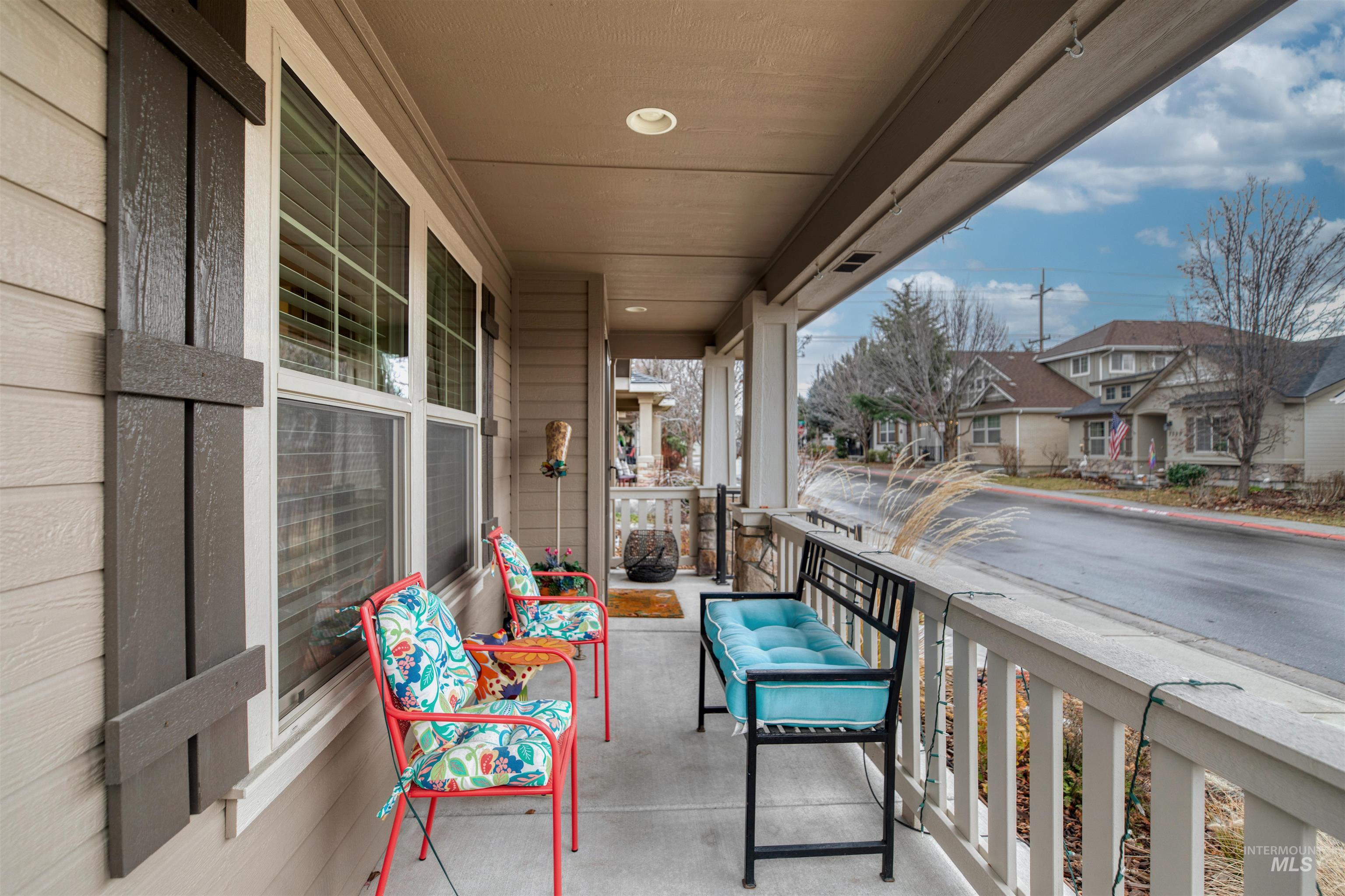 7334 W Baron Ln, Boise, Idaho 83714-5094, 3 Bedrooms, 2 Bathrooms, Residential For Sale, Price $484,000,MLS 98971126