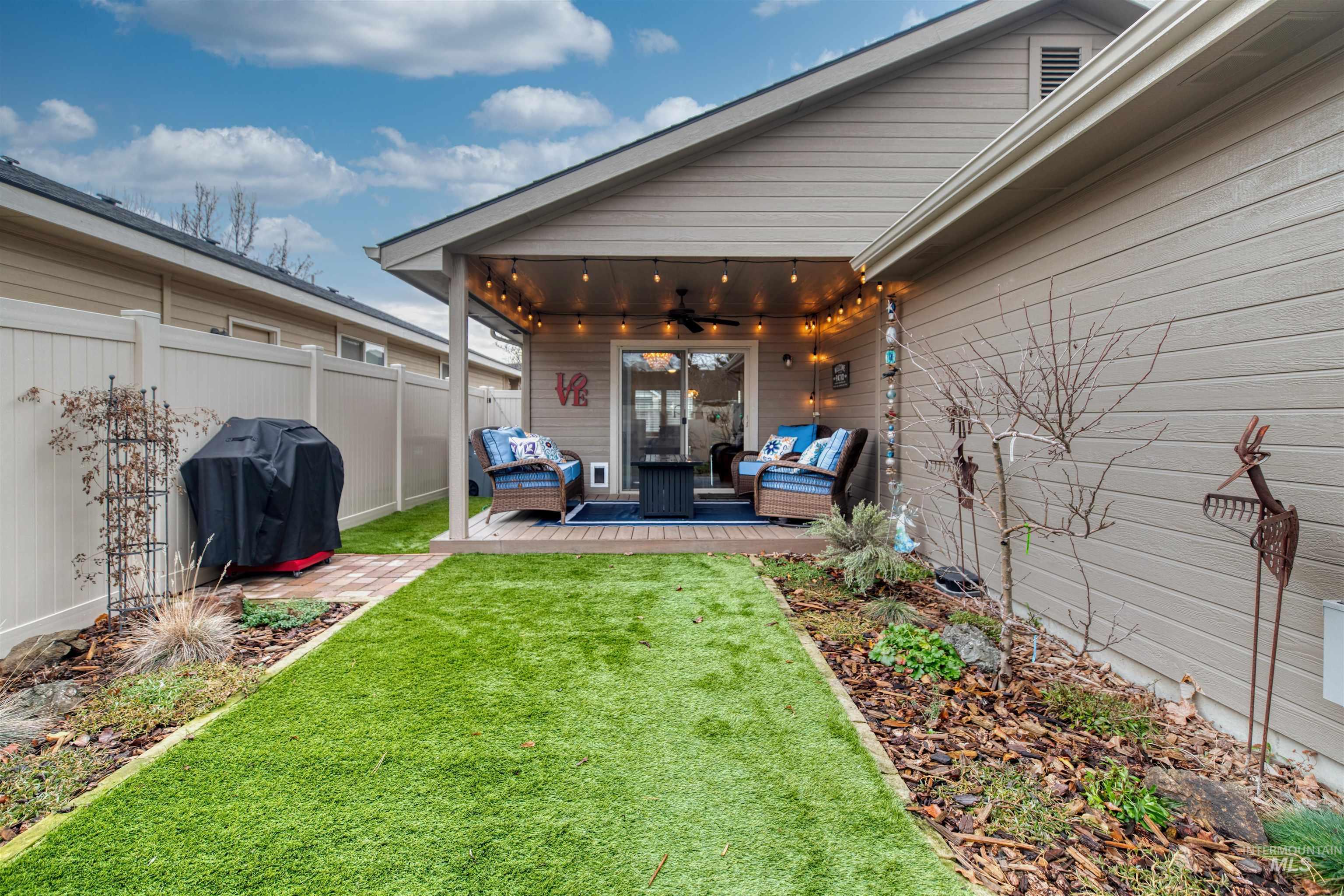 7334 W Baron Ln, Boise, Idaho 83714-5094, 3 Bedrooms, 2 Bathrooms, Residential For Sale, Price $484,000,MLS 98971126