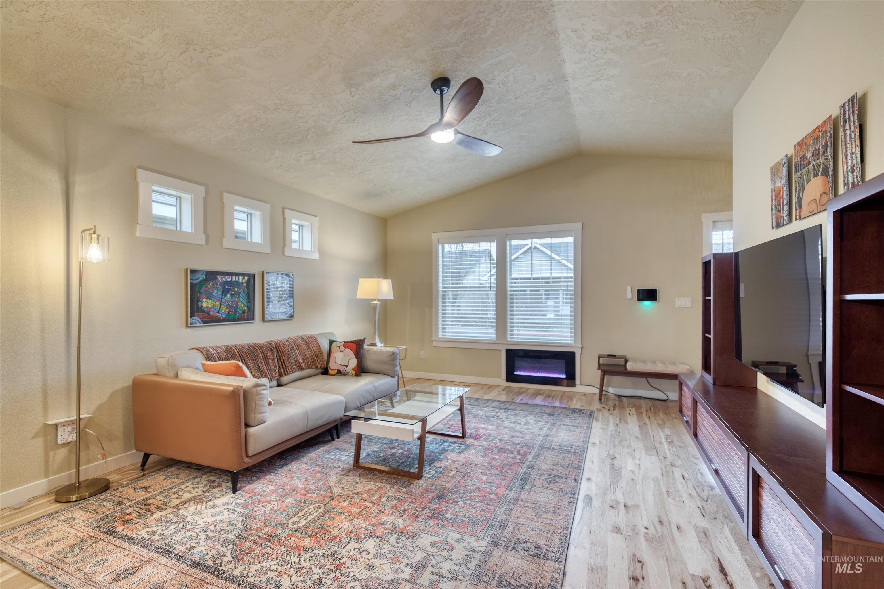 7334 W Baron Ln, Boise, Idaho 83714-5094, 3 Bedrooms, 2 Bathrooms, Residential For Sale, Price $484,000,MLS 98971126