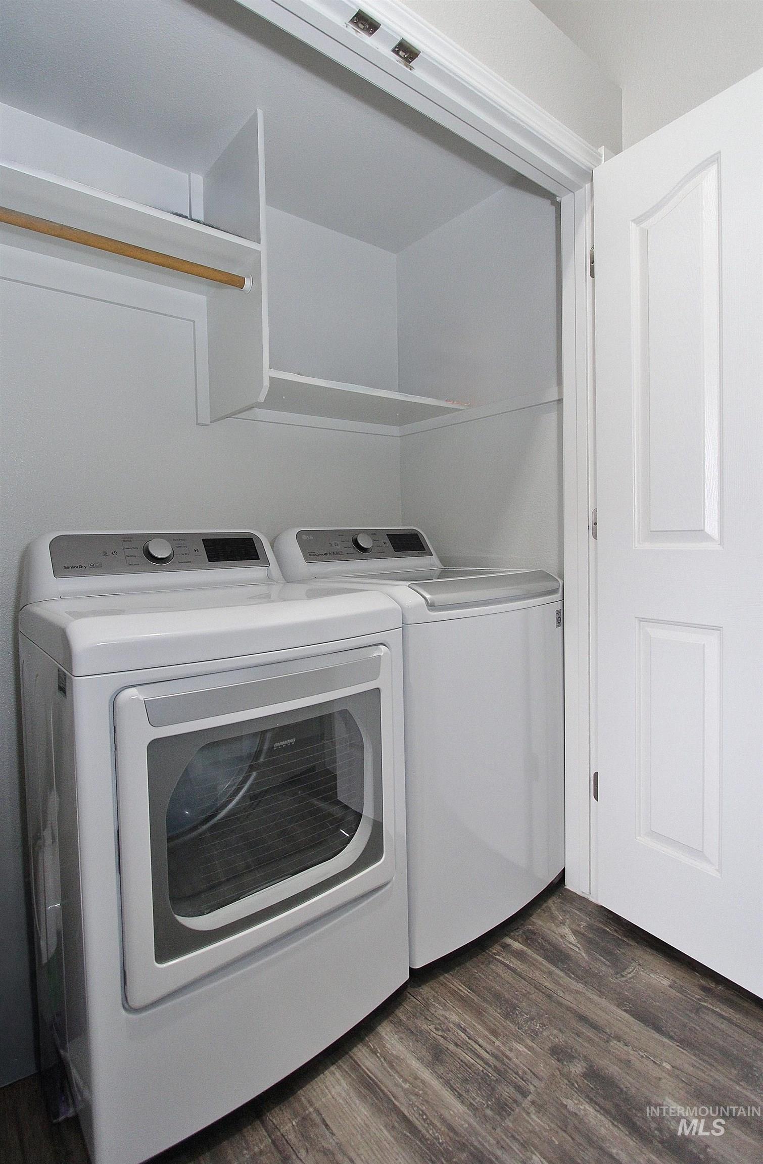 516 Arrowhead Dr, Nampa, Idaho 83686, 3 Bedrooms, 2 Bathrooms, Residential For Sale, Price $339,900,MLS 98971127