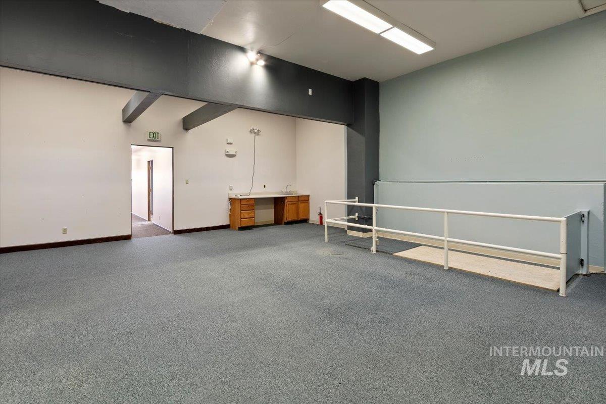 1005 & 1007 Main St, Buhl, Idaho 83316-1627, 3 Bedrooms, 16 Rooms, Business/Commercial For Sale, Price $439,900,MLS 98971129