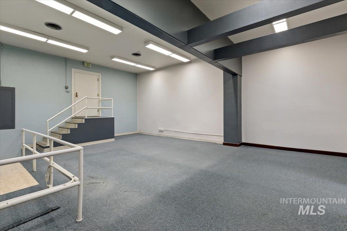 1005 & 1007 Main St, Buhl, Idaho 83316-1627, 3 Bedrooms, 16 Rooms, Business/Commercial For Sale, Price $439,900,MLS 98971129