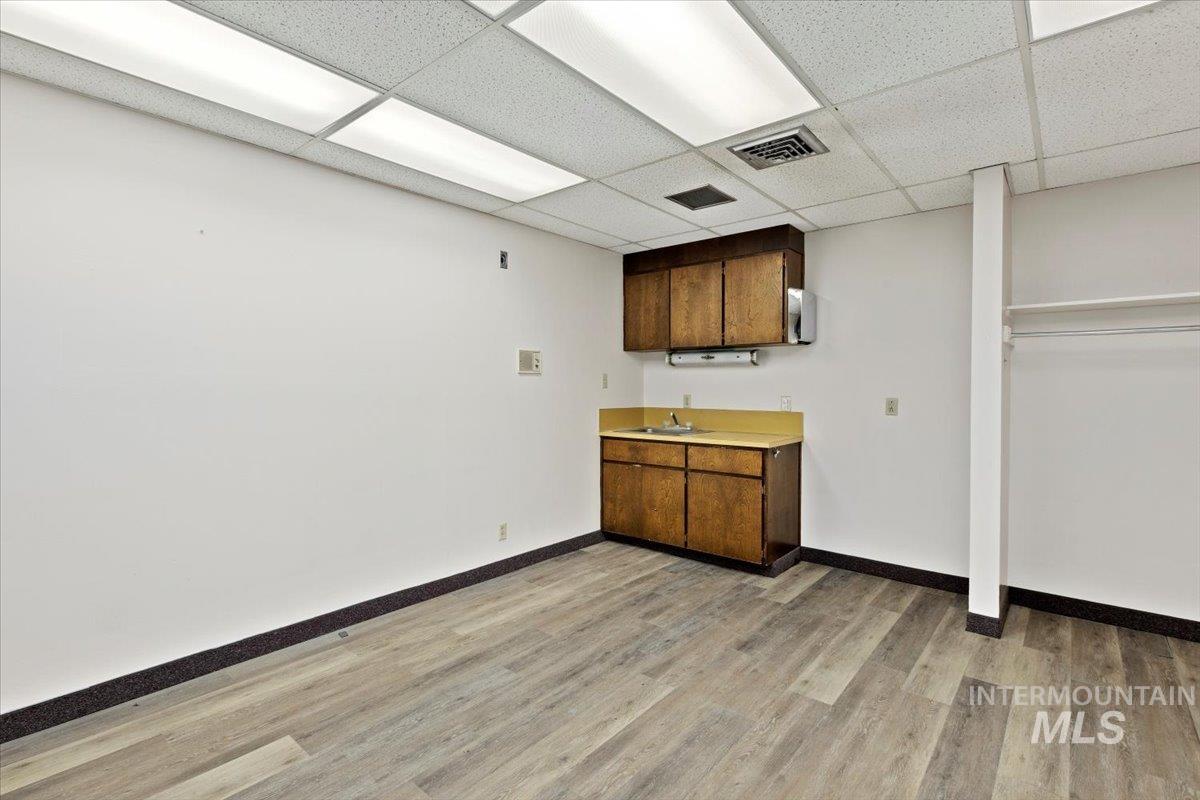 1005 & 1007 Main St, Buhl, Idaho 83316-1627, 3 Bedrooms, 16 Rooms, Business/Commercial For Sale, Price $439,900,MLS 98971129