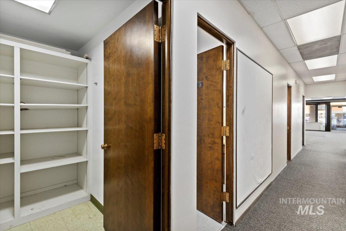 1005 & 1007 Main St, Buhl, Idaho 83316-1627, 3 Bedrooms, 16 Rooms, Business/Commercial For Sale, Price $439,900,MLS 98971129