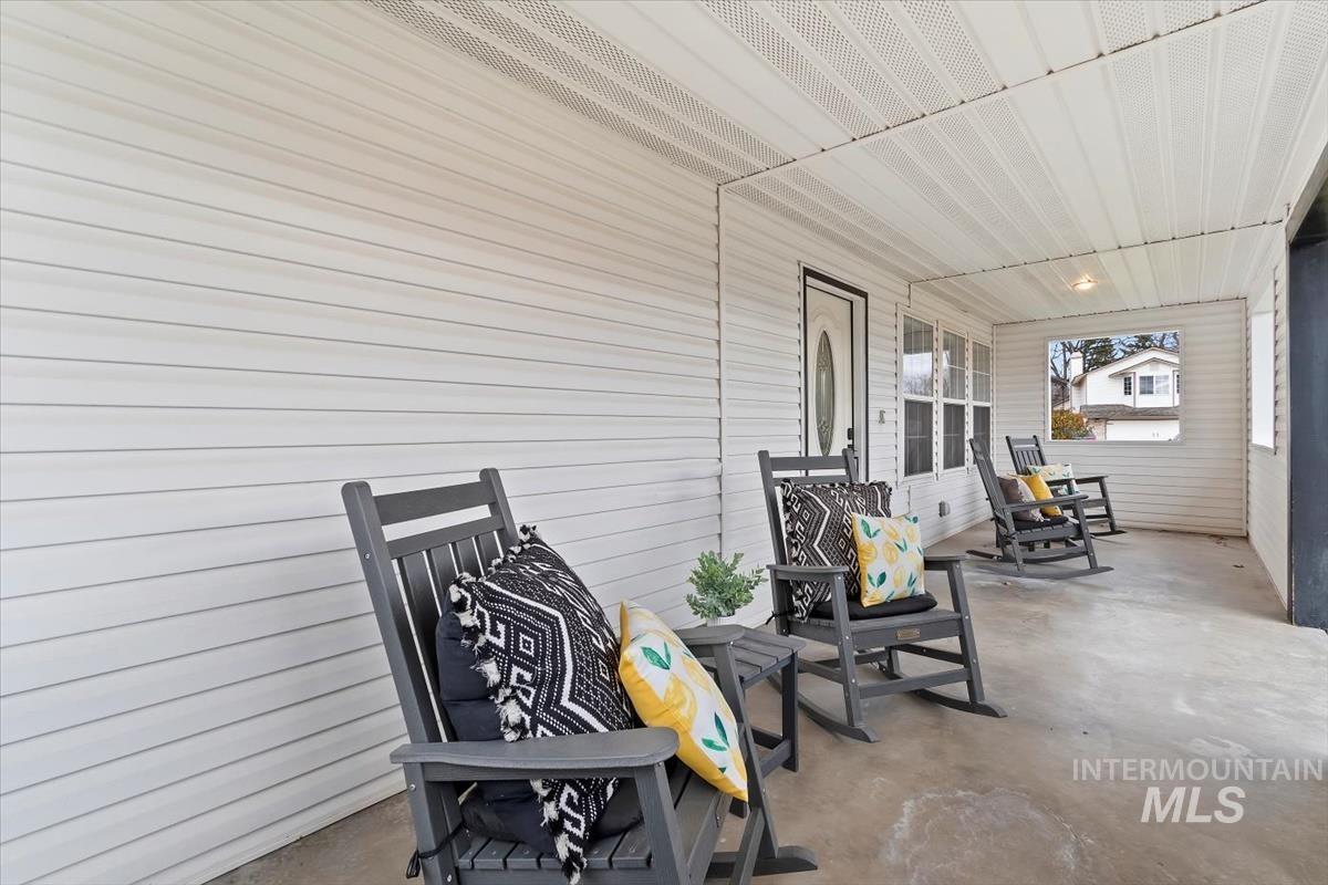 2948 W Gemstone Dr, Meridian, Idaho 83646, 4 Bedrooms, 2.5 Bathrooms, Residential For Sale, Price $499,900,MLS 98971131