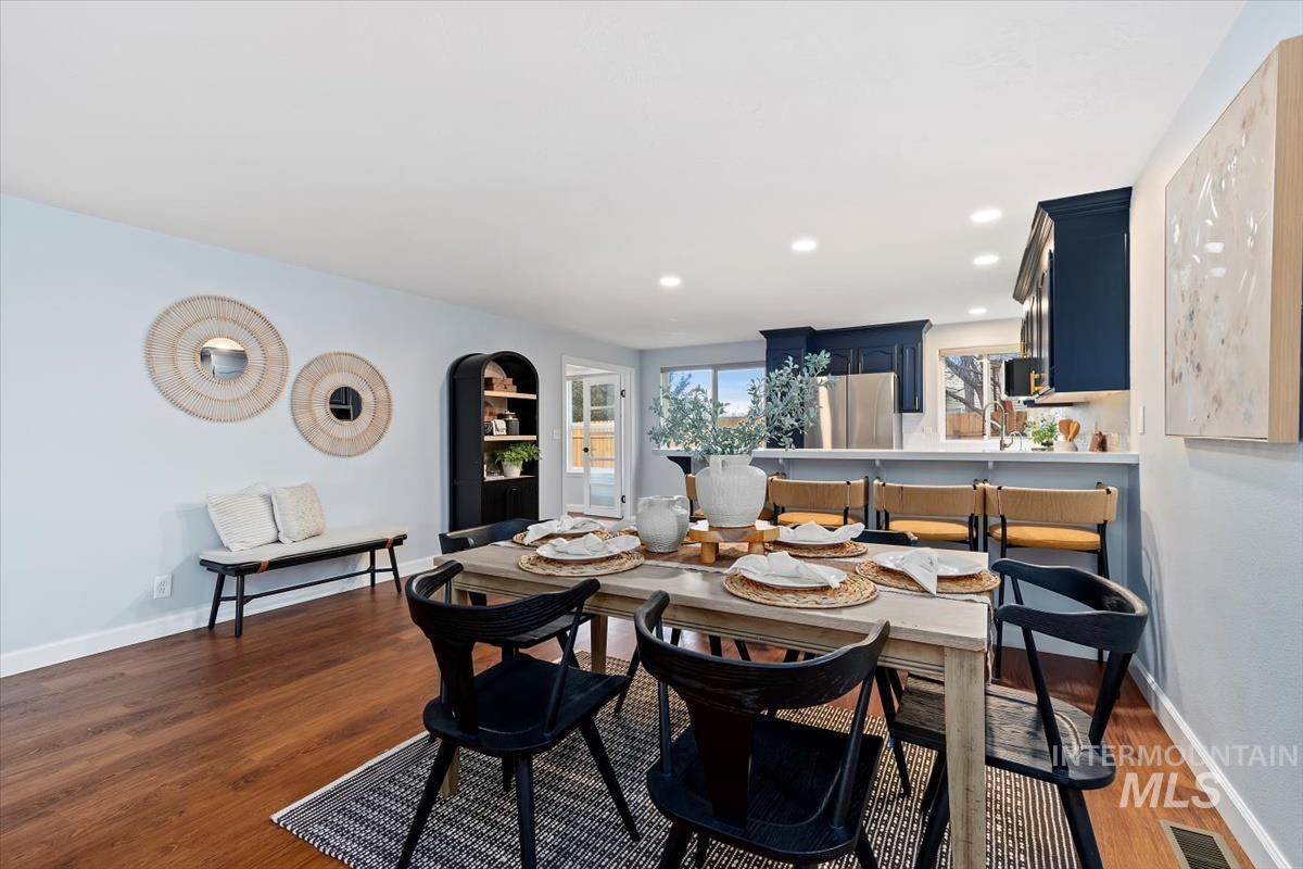 2948 W Gemstone Dr, Meridian, Idaho 83646, 4 Bedrooms, 2.5 Bathrooms, Residential For Sale, Price $499,900,MLS 98971131