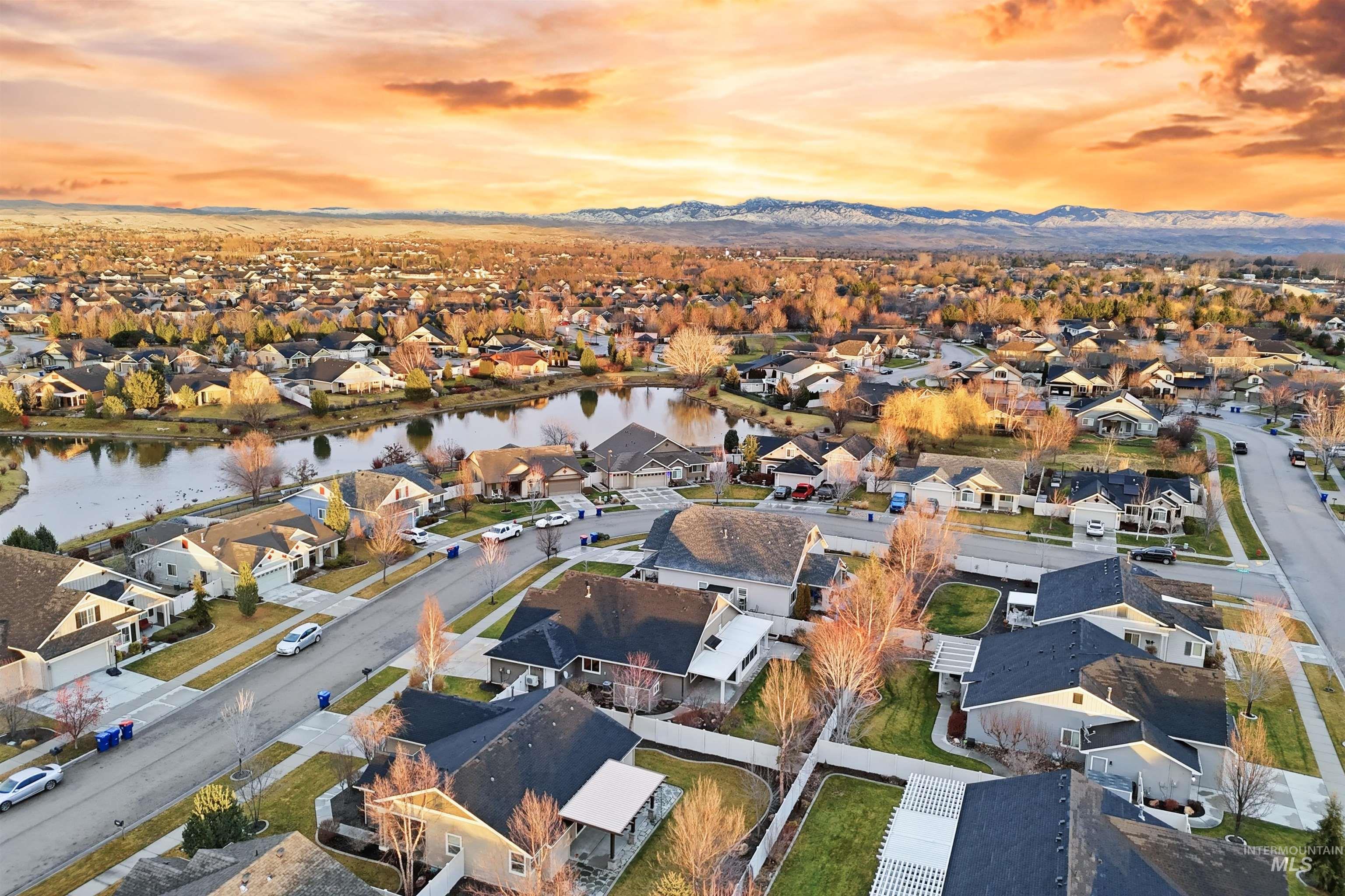 5697 W Combermere Dr, Eagle, Idaho 83616-4983, 3 Bedrooms, 2 Bathrooms, Residential For Sale, Price $625,000,MLS 98971137