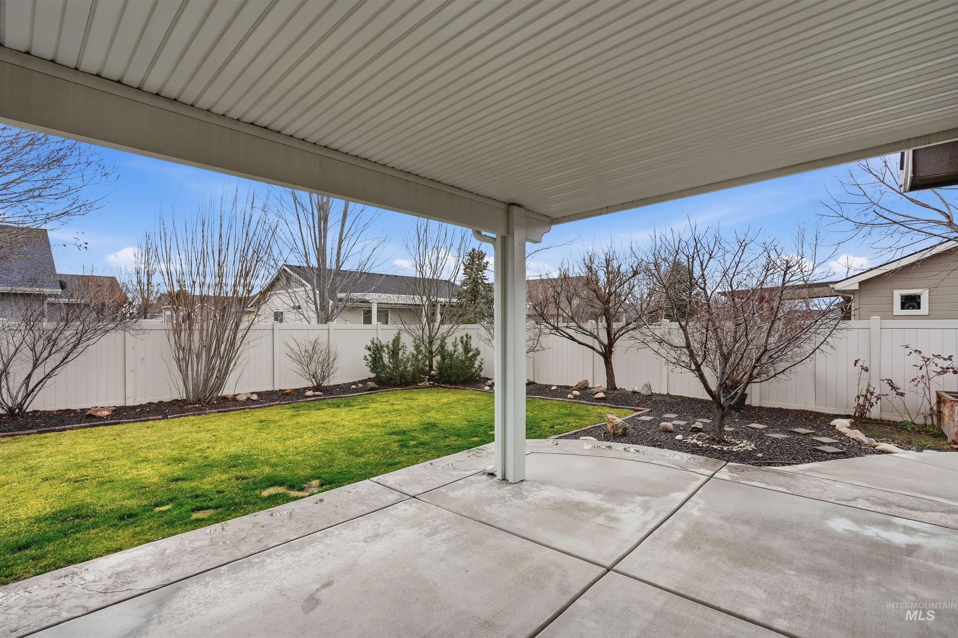 5697 W Combermere Dr, Eagle, Idaho 83616-4983, 3 Bedrooms, 2 Bathrooms, Residential For Sale, Price $625,000,MLS 98971137