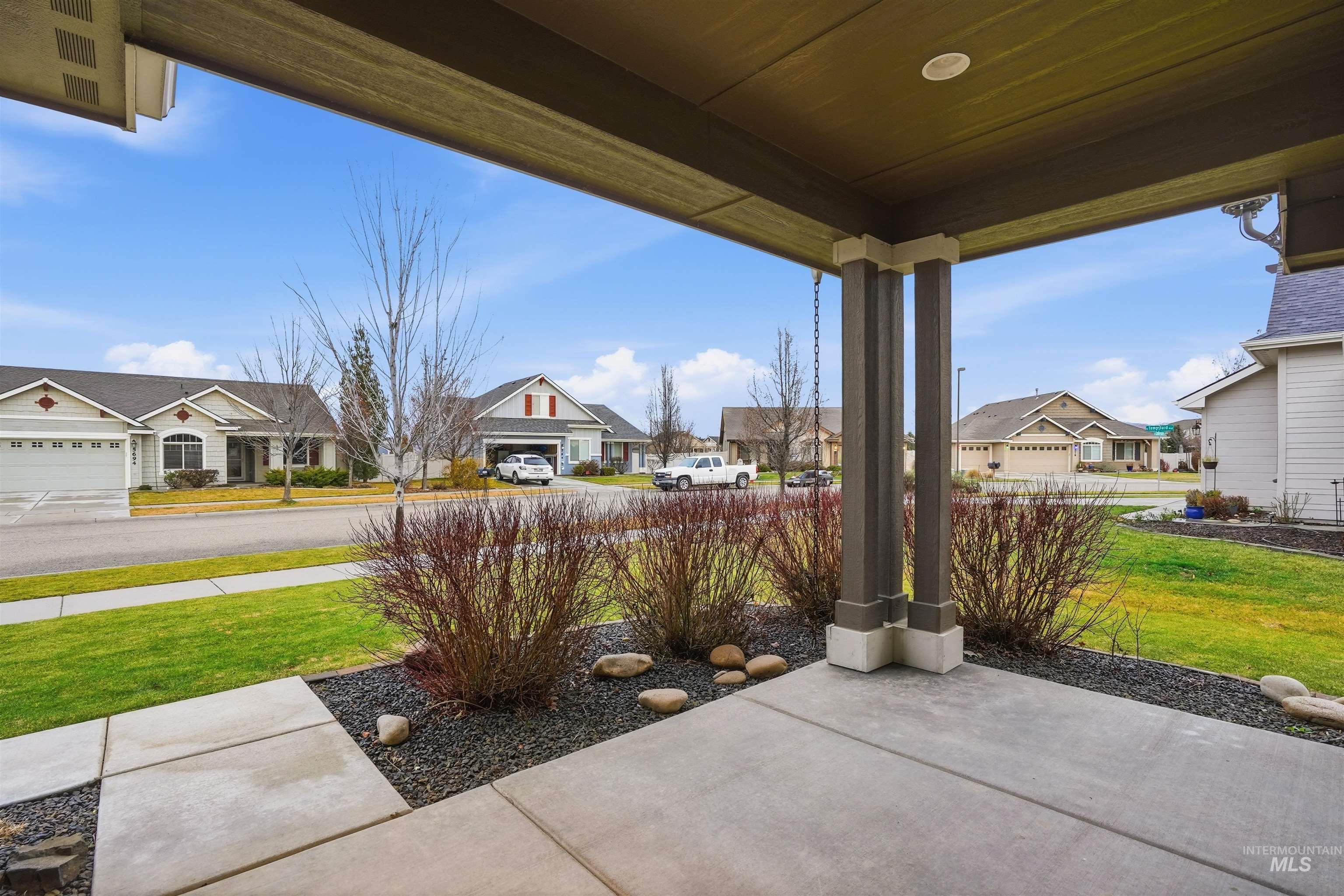 5697 W Combermere Dr, Eagle, Idaho 83616-4983, 3 Bedrooms, 2 Bathrooms, Residential For Sale, Price $625,000,MLS 98971137