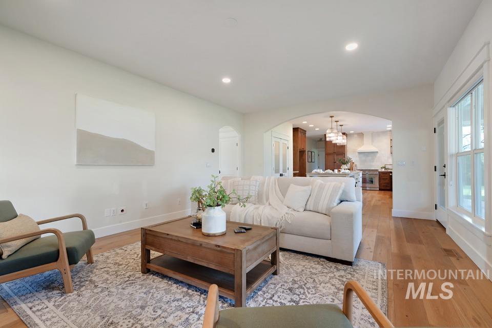 2231 N Parkforest Way, Eagle, Idaho 83616, 4 Bedrooms, 2.5 Bathrooms, Residential For Sale, Price $1,050,000,MLS 98971138