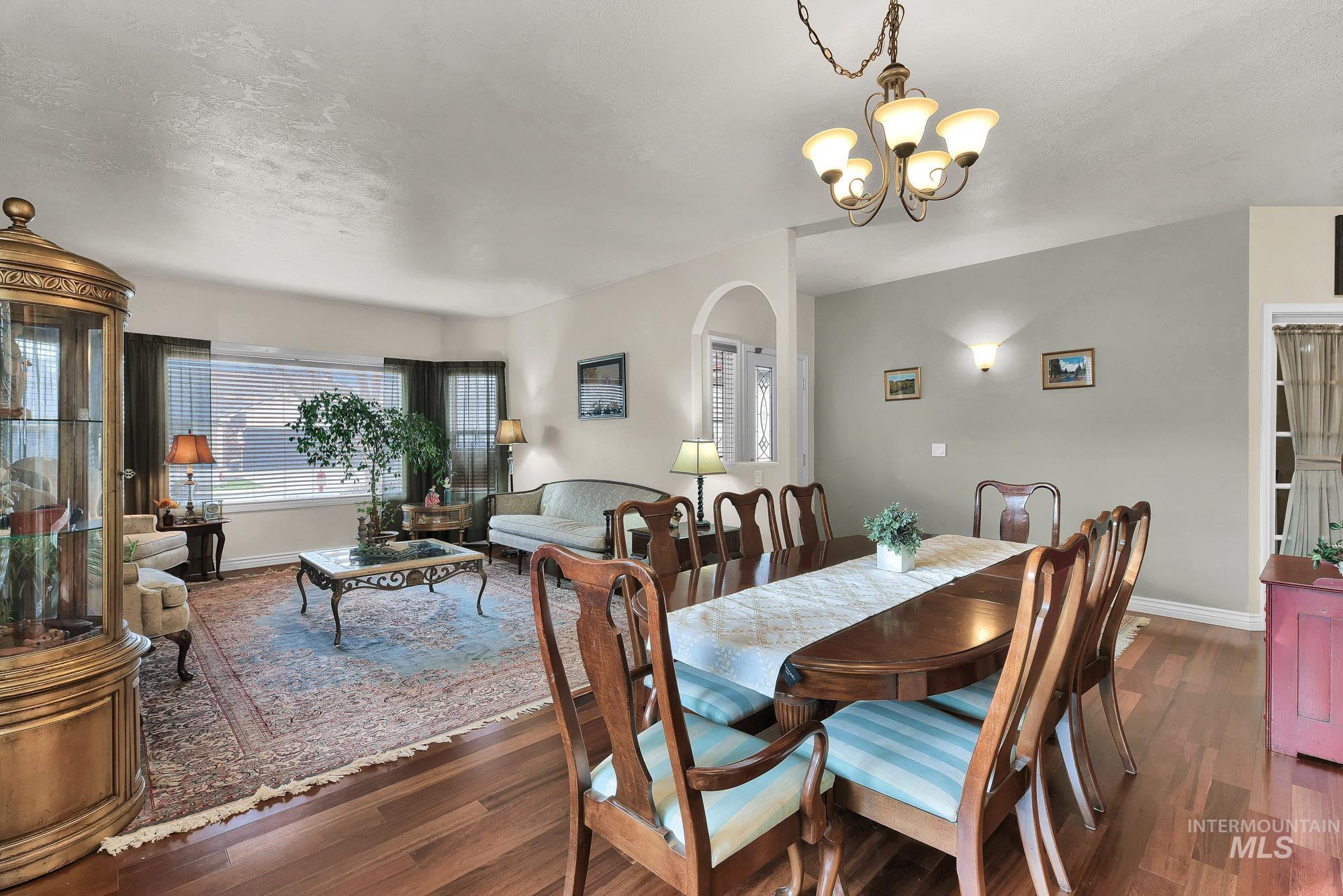 2024 SE 3rd Way, Meridian, Idaho 83642, 3 Bedrooms, 2 Bathrooms, Residential For Sale, Price $675,000, 98971141