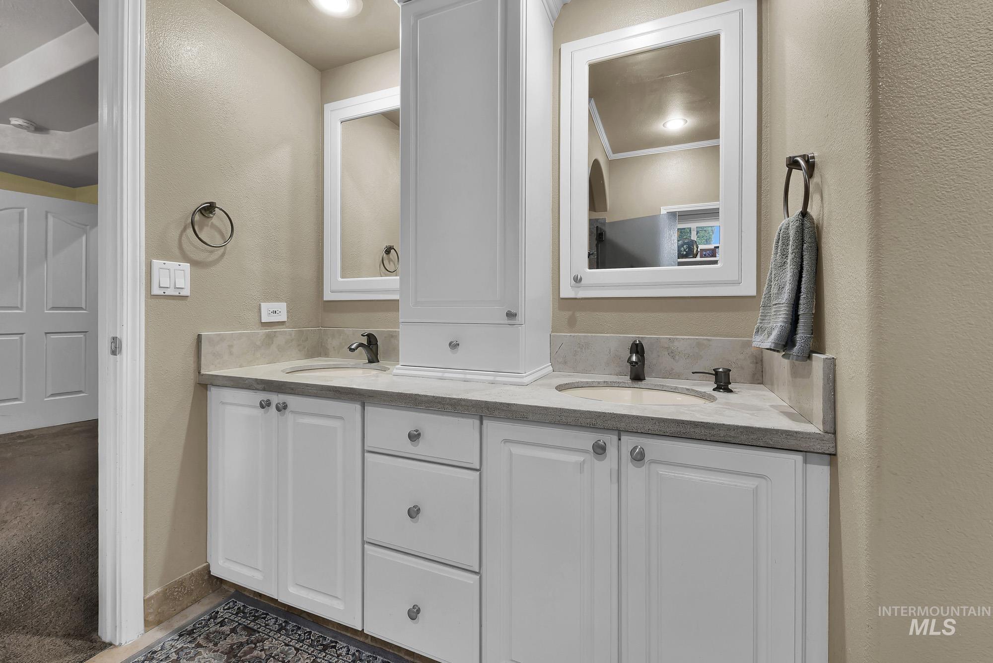 2024 SE 3rd Way, Meridian, Idaho 83642, 3 Bedrooms, 2 Bathrooms, Residential For Sale, Price $675,000, 98971141