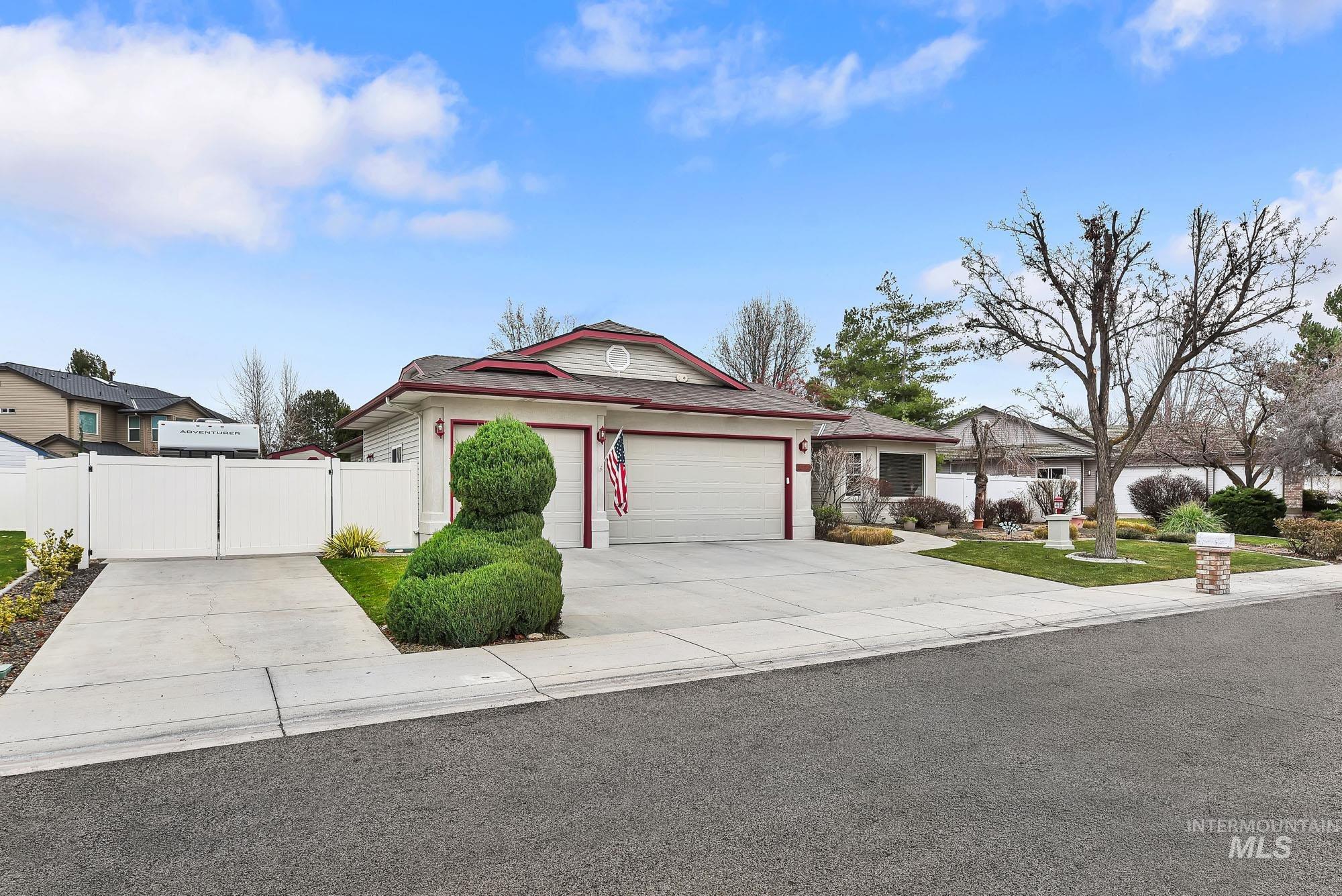 2024 SE 3rd Way, Meridian, Idaho 83642, 3 Bedrooms, 2 Bathrooms, Residential For Sale, Price $675,000, 98971141