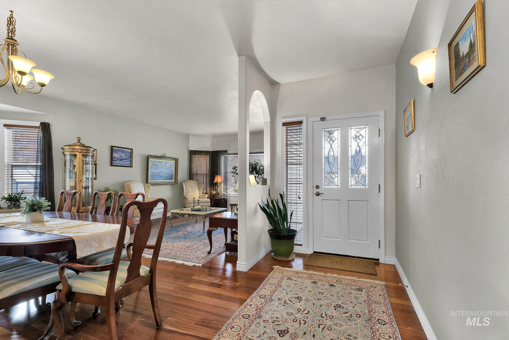 2024 SE 3rd Way, Meridian, Idaho 83642, 3 Bedrooms, 2 Bathrooms, Residential For Sale, Price $675,000, 98971141