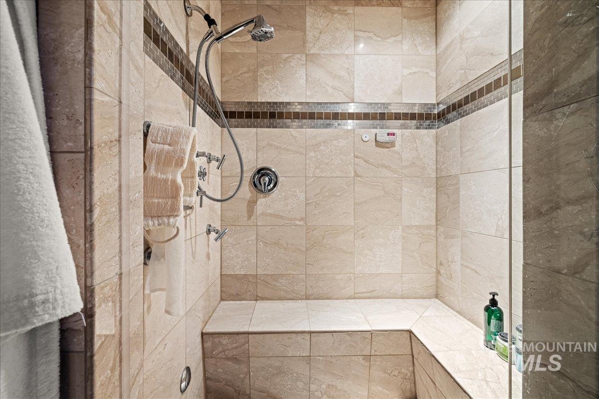 11485 Lewis Ln, Nampa, Idaho 83686, 3 Bedrooms, 3 Bathrooms, Residential For Sale, Price $1,390,000,MLS 98971143