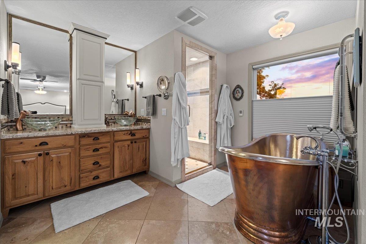 11485 Lewis Ln, Nampa, Idaho 83686, 3 Bedrooms, 2.5 Bathrooms, Residential For Sale, Price $1,425,000,MLS 98971143