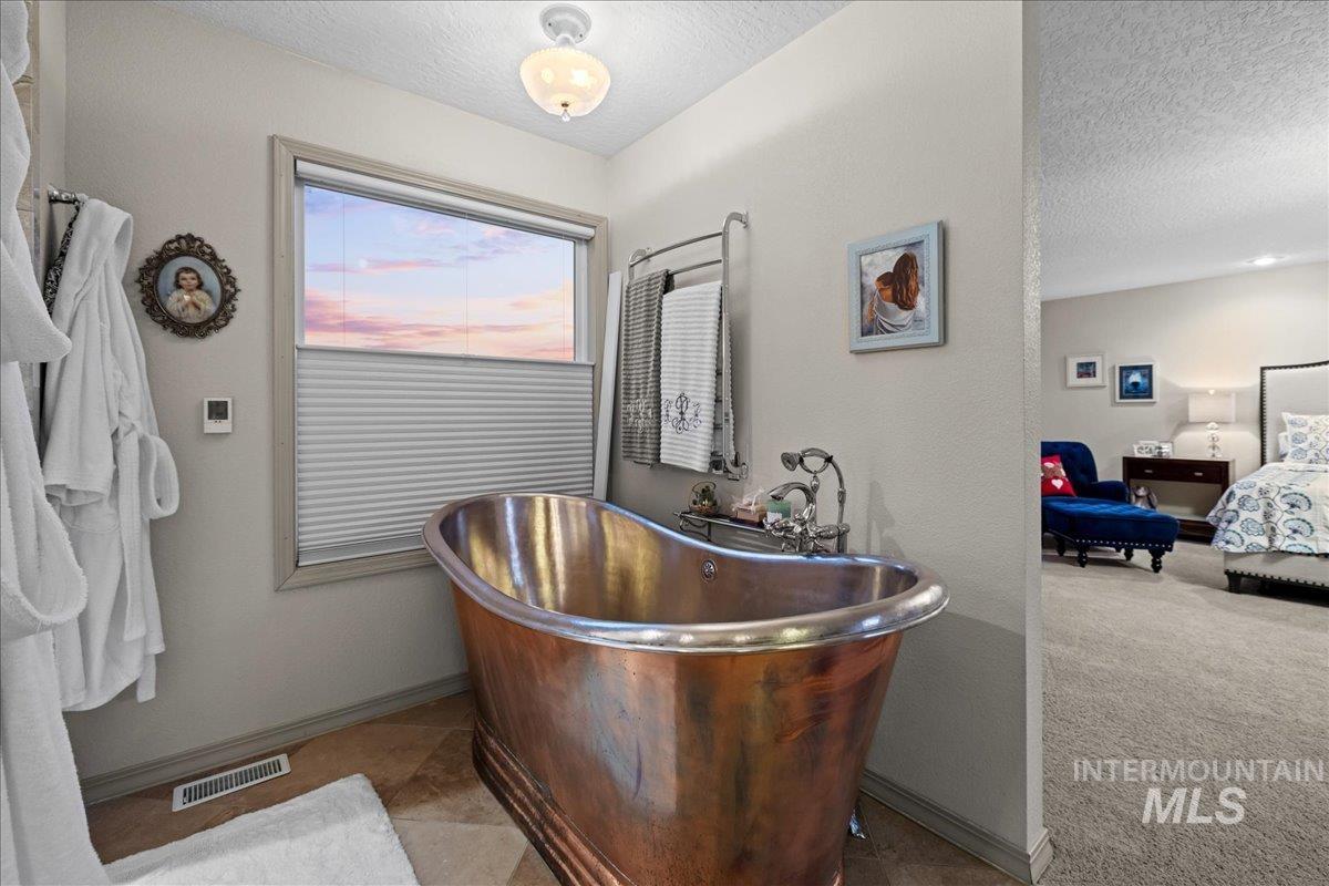 11485 Lewis Ln, Nampa, Idaho 83686, 3 Bedrooms, 3 Bathrooms, Residential For Sale, Price $1,390,000,MLS 98971143