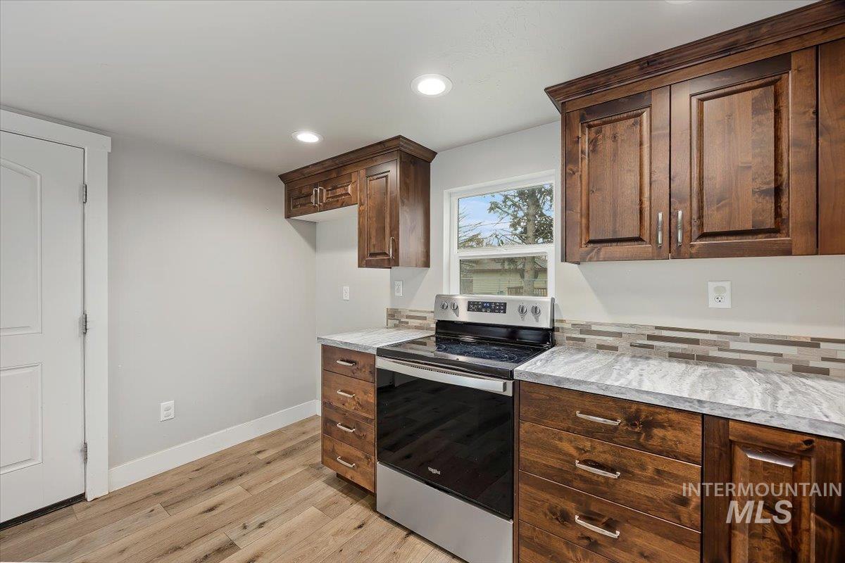 711 E Ave D, Jerome, Idaho 83338, 2 Bedrooms, 1 Bathroom, Residential For Sale, Price $320,000, 98971144