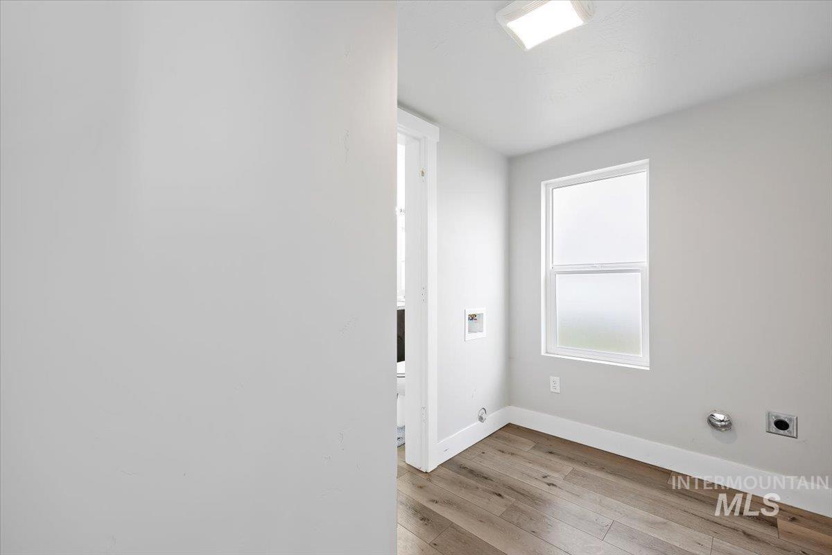 711 E Ave D, Jerome, Idaho 83338, 2 Bedrooms, 1 Bathroom, Residential For Sale, Price $320,000, 98971144